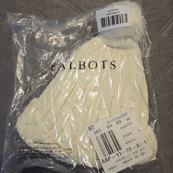 NEW Talbots knit scarf/wrap and beanie set. - Picture 5 of 7